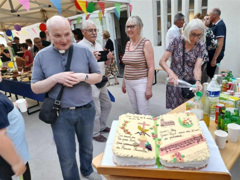 10 ans pour le curé Jean-Paul