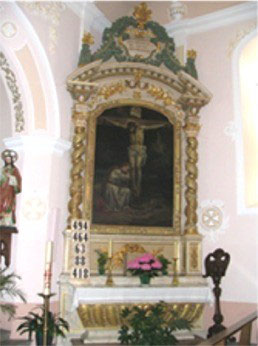 l’autel latéral de la Vierge