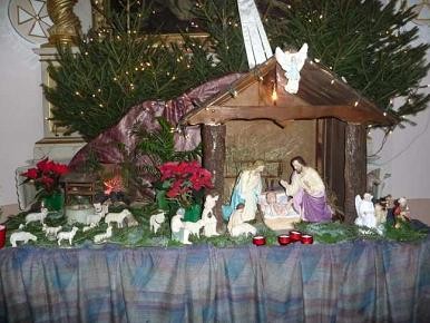 restauration des personnages de la crèche