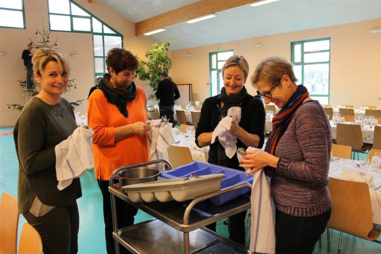 Les ainés à la fête de Noël