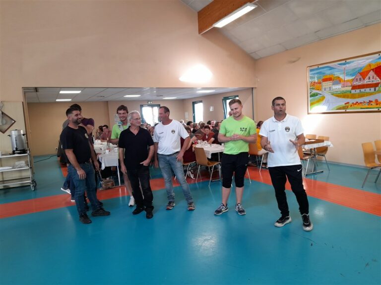 Repas carpes-frites EHB